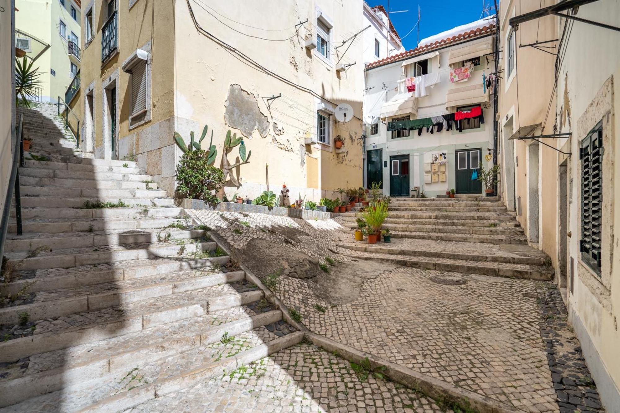 Studio In The Heart Of Alfama! Super Central! Lisbon Exterior photo